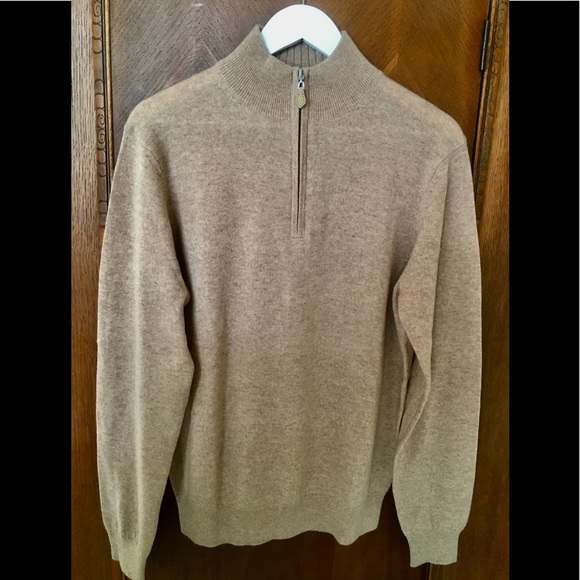 Neiman Marcus Other - NWT NM Cloud Cashmere Sweater, Med